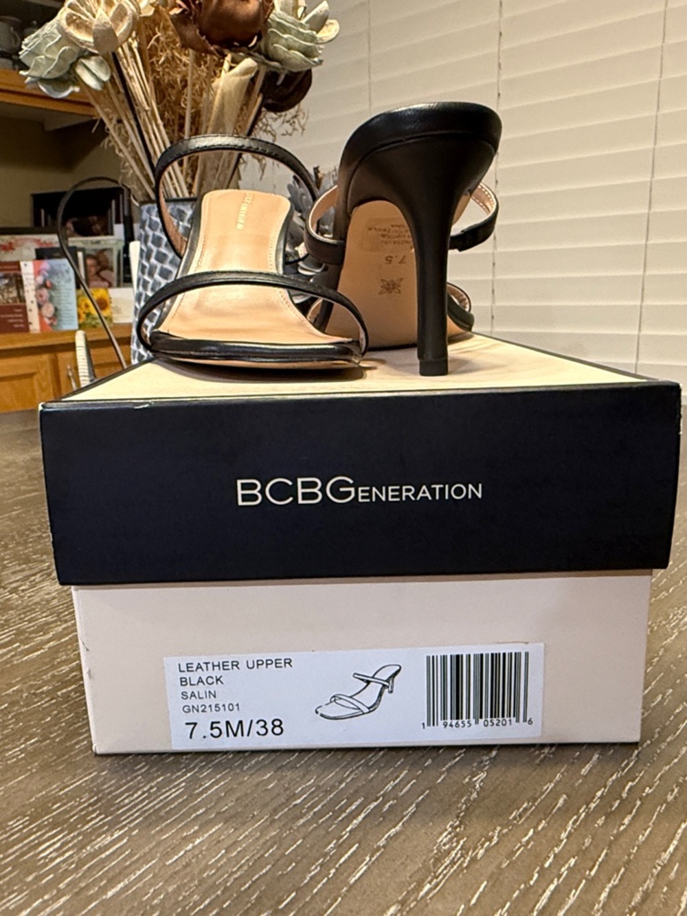 BCBGMaxAzria Black Minimal Strappy Square-Toe Mules - Picture 2 of 7